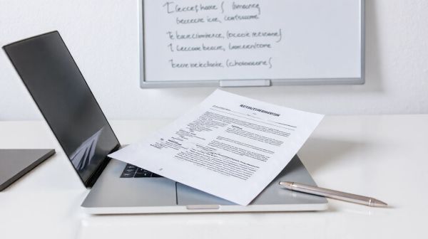 Top éléments essentiels à inclure dans un cv percutant